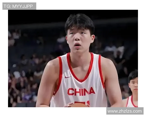 开拓者：杨翰森底子不是来打NBA的，他拿着开拓者队薪水来谈恋爱的